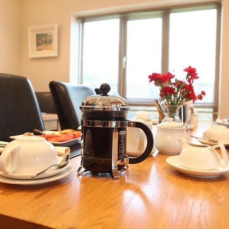 Oranhill Lodge Guesthouse Оранмор Екстериор снимка